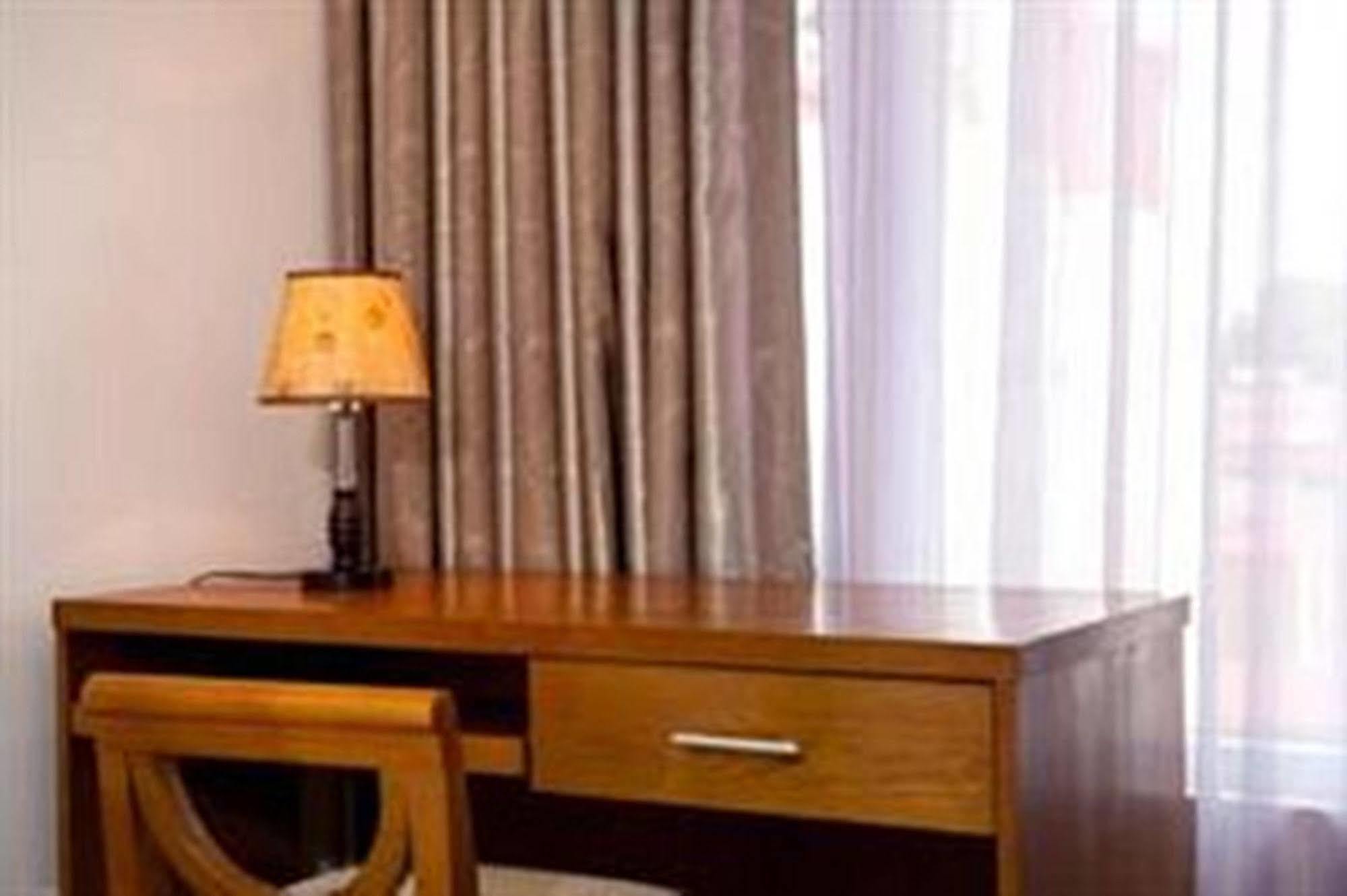 Lam Bao Long Hotel Hue Luaran gambar